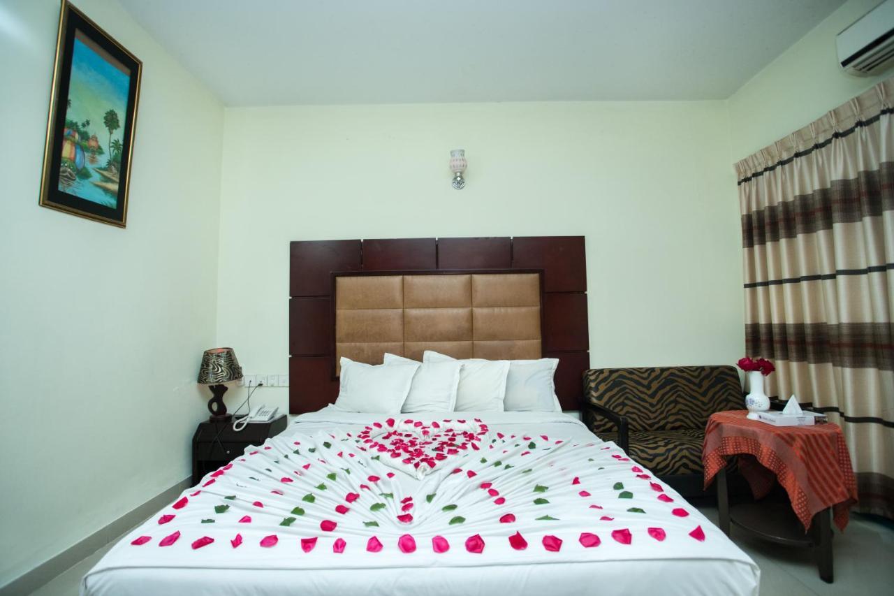 Hotel Mishuk Кокс Базар Екстериор снимка