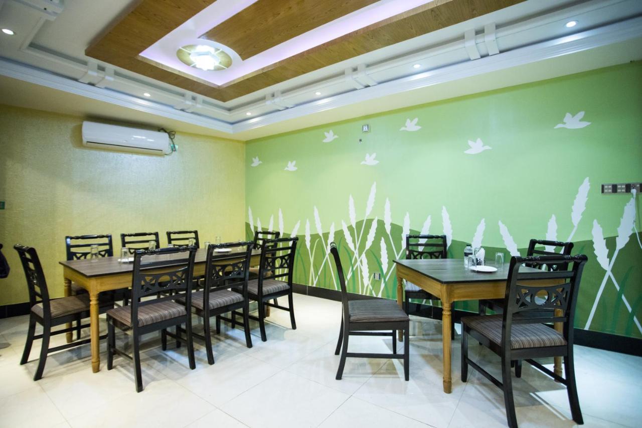 Hotel Mishuk Кокс Базар Екстериор снимка