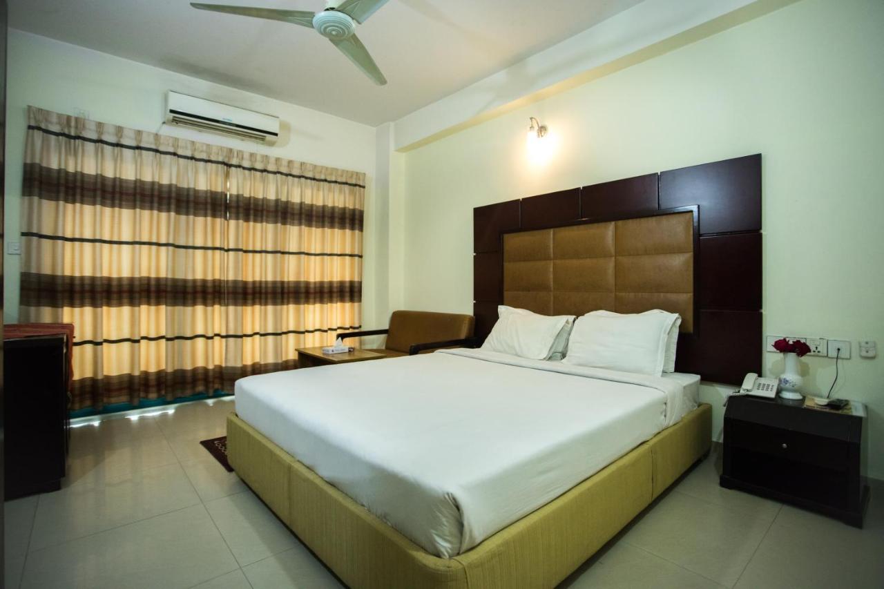 Hotel Mishuk Кокс Базар Екстериор снимка