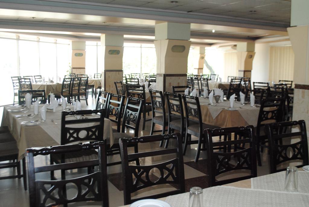 Hotel Mishuk Кокс Базар Екстериор снимка